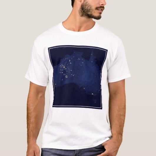 オーストラリアのナイトライトを衛星。 Tシャツ (正面)