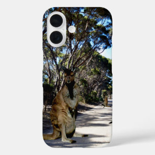 オーストラリアのワラビーが通り iPhone 16ケース