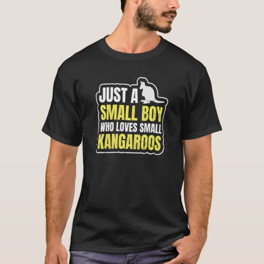 オーストラリアのワラビーでワラビー少年を探す Tシャツ (正面)