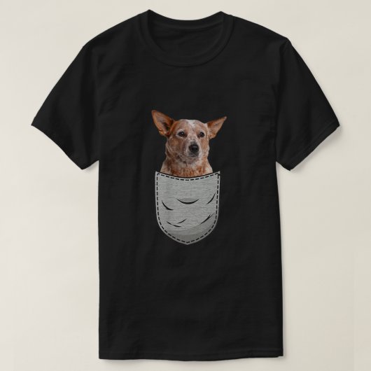 オーストラリアの牛の犬ブルーレッドヒーラーチェストポック Tシャツ (デザイン正面)
