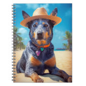 オーストラリアの牛オンビーチ、愛犬家の夏の贈り物 ノートブック (正面)