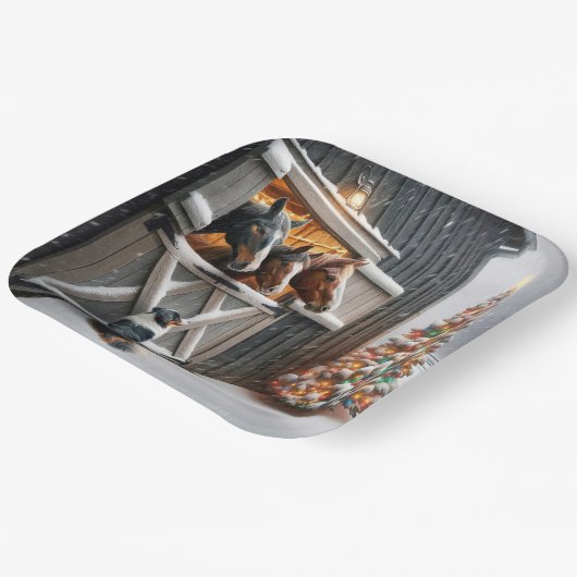 オーストラリアの羊飼い犬とクリスマスホース納屋 ペーパープレート (傾斜あり)