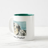 "オーストラリアの羊飼い"犬Arは襲います ツートーンマグカップ (正面左)