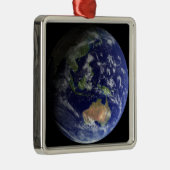 オーストラリアを示す宇宙からの完全な地球 メタルオーナメント (右)