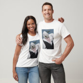 オーストラリアペリカンのクローズアップ Tシャツ (ユニセックス)