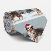 オーストラリアン・シェパードの犬と雪のクリスマス ネクタイ (ロール)