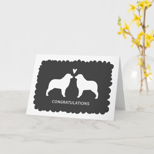 オーストラリアン・シェパードの結婚式おめでとう カード (黄色い花)