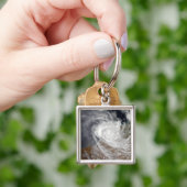 オーストラリア上空の熱帯低気圧 キーホルダー (手)