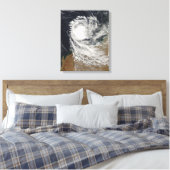 オーストラリア沖の熱帯低気圧オフェリア キャンバスプリント (インサイチュ (寝室))