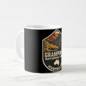 オーストラリア�の果てしなく続くグランピアンズ コーヒーマグカップ (正面左)