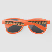 オーストラリア・クオッカ、サングラス サングラス (裏面)