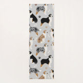 オーストラリア・シェパード・ボーンズ・アンド・ポーズ ヨガマット (裏面)