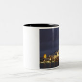 オーストラリア、ニューサウスウェールズ、シドニー、シドニーオペラ3 ツートーンマグカップ (中央)