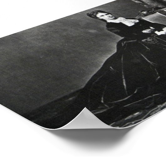 オーストリアのエリザベス皇后を犬と一緒に写真撮影 ポスター (角)