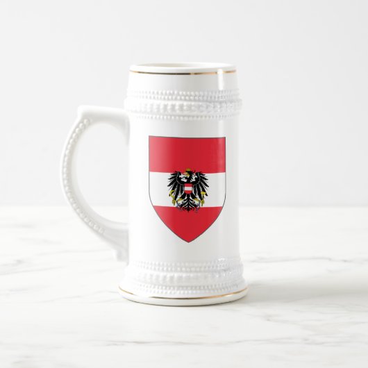オーストリアの盾ステイン ビールジョッキ (左)