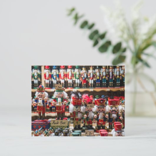オーストリアクリスマスマーケットのくるみ割りのおもちゃ シーズンポストカード (スタンド正面)