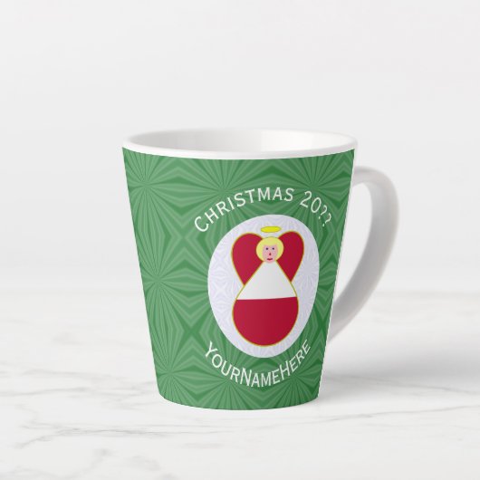 オーストリア国旗のエンジェルクリスマスパーソナライズされた カフェラテマグ (右アングル)