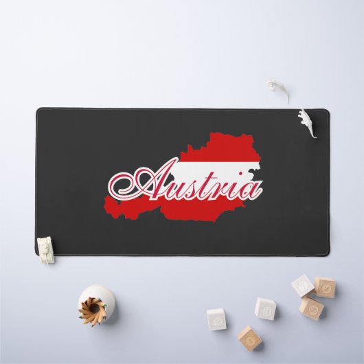 オーストリア国旗の地図 デスクマット (キッズテーブル)