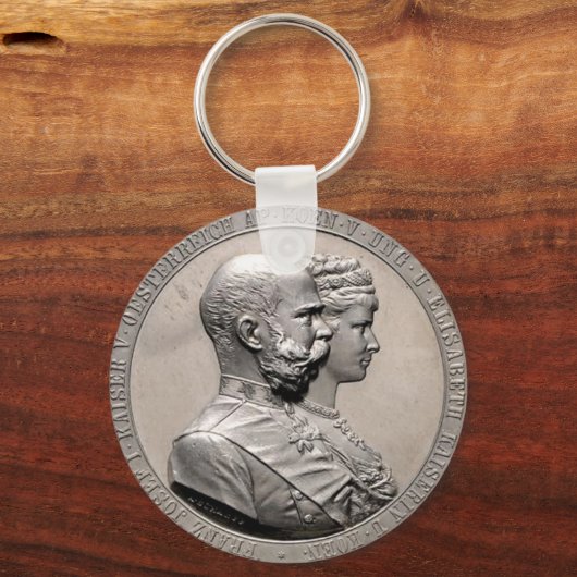 オーストリア王妃エリザベス皇后の王妃と皇帝コイン キーホルダー (正面)
