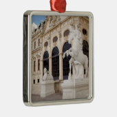 オーストリア、ウィーン、ベルベデレ宮殿、アッパー メタルオーナメント (右)