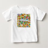 オーダーメイドのイニシャルまたは名前の花柄 ベビーTシャツ (正面)