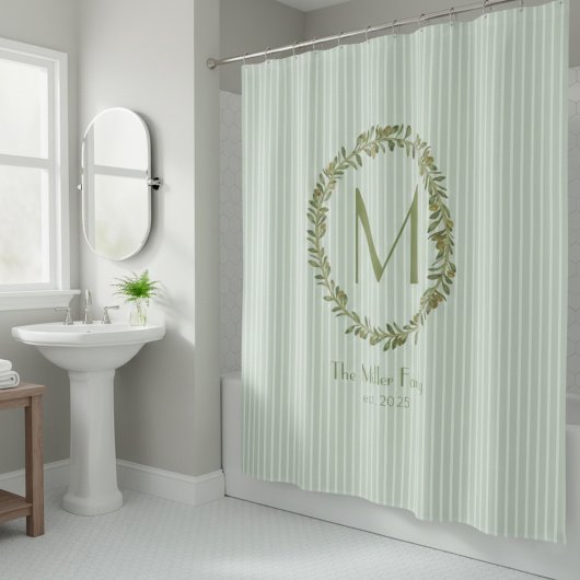 オーダーメイドのオリーブの花輪　イニシャル入り シャワーカーテン