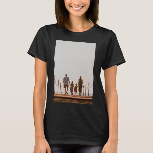 オーダーメイドのフォトファミリーギフト Tシャツ (正面)