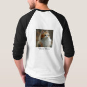 オーダーメイドの写真と名前のカスタマイズ Tシャツ (裏面)