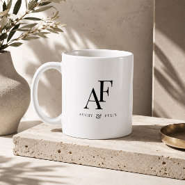 オーダーメイドの夫婦のイニシャル入り結婚記念ギフトのコーヒーマグ コーヒーマグカップ