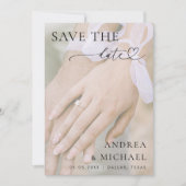 オーダーメイドの婚約指輪の写真が色褪せた、または薄れていく結婚式のSave the Date セーブザデート (正面)