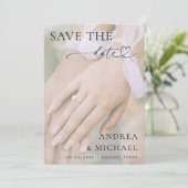 オーダーメイドの婚約指輪の写真が色褪せた、または薄れていく結婚式のSave the Date セーブザデート (スタンド正面)