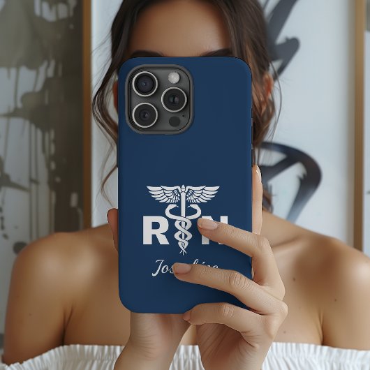 オーダーメイドの新卒看護師向けの学校グッズとして、携帯ケースをプレゼント iPhoneケース