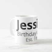オーダーメイドの誕生日マグカップ – 名前、役職、年 コーヒーマグカップ (正面左)