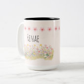 オーダーメイドの野の花と蝶々のマグカップ ツートーンマグカップ (正面左)