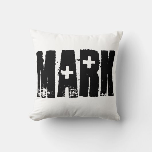 オーダーメイドの黒と白の名入れ枕 クッション (正面)