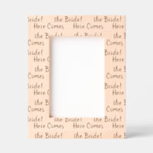 オーダーメイドの「Here Comes the Bride」テキストパターン