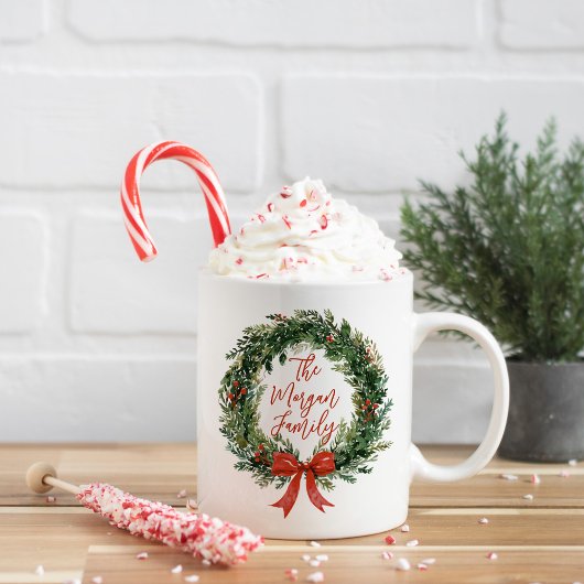 オーダーメイド クリスマスリース ファミリーネーム ホリデー コーヒーマグカップ