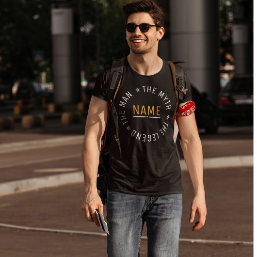 オーダーメイド 名前入り 「その男、伝説の人物」 Tシャツ