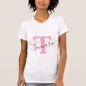 オーダーメイド 名前 モノグラム Tシャツ | ピンクデザイン (正面)