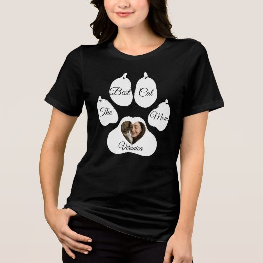 オーダーメイド 猫の母の写真Tシャツ – カスタムネーム トライブレンドTシャツ (正面)