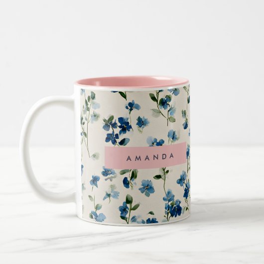 オーダーメイド 高級感のある青い野の花のデザイン ツートーンマグカップ (左)