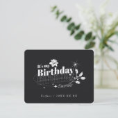 オーダーメイド 黒の引用 フローラル 12月 誕生日 招待状 (スタンド正面)