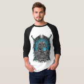 オーディンのカラスと剣 青い光る目 北欧神話の神 Tシャツ (正面フル)