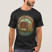 オーデンセ デンマークの街並み Tシャツ (正面)