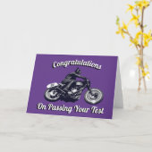 オートバイでのテスト合格おめでとう カード (黄色い花)