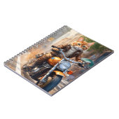 オートバイに乗るためのオレンジ色のタビーキャット ノートブック (左側)