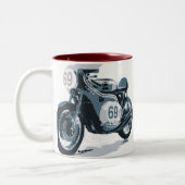 オートバイを競争させる赤いヴィンテージ ツートーンマグカップ (左)