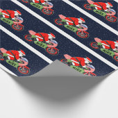 オートバイバイクもしくは自転車に乗る人クリスマスプレゼント ラッピングペーパー (角)