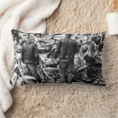 オートバイバイクバイクもしくは自転車に乗る人ライドライダーライフスタイル ランバークッション (ブランケット)