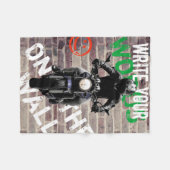 オートバイブランケットブリックウォールカスタムグラフィティ フリースブランケット (正面(横))